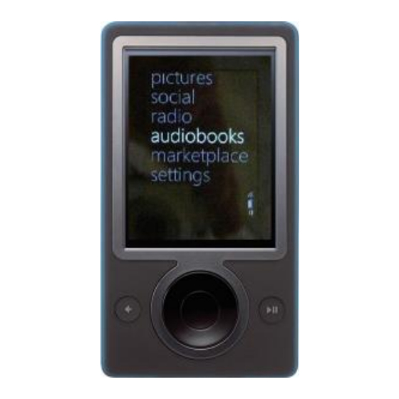 Первый Zune сохраняет физический pad, но интерфейс уже почти полностью состоит из текста и списков.